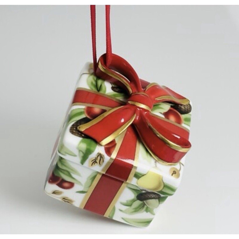 Tiffany Holiday Gift Box and Bow Christmas Holiday Ornament Bone China Porcelain - Picture 2 of 12